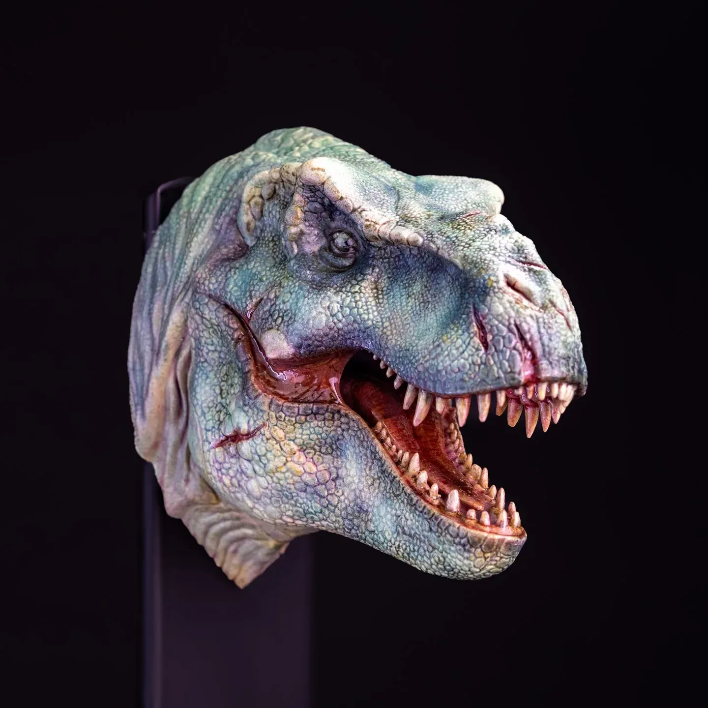 Komodo T-Rex — view 1