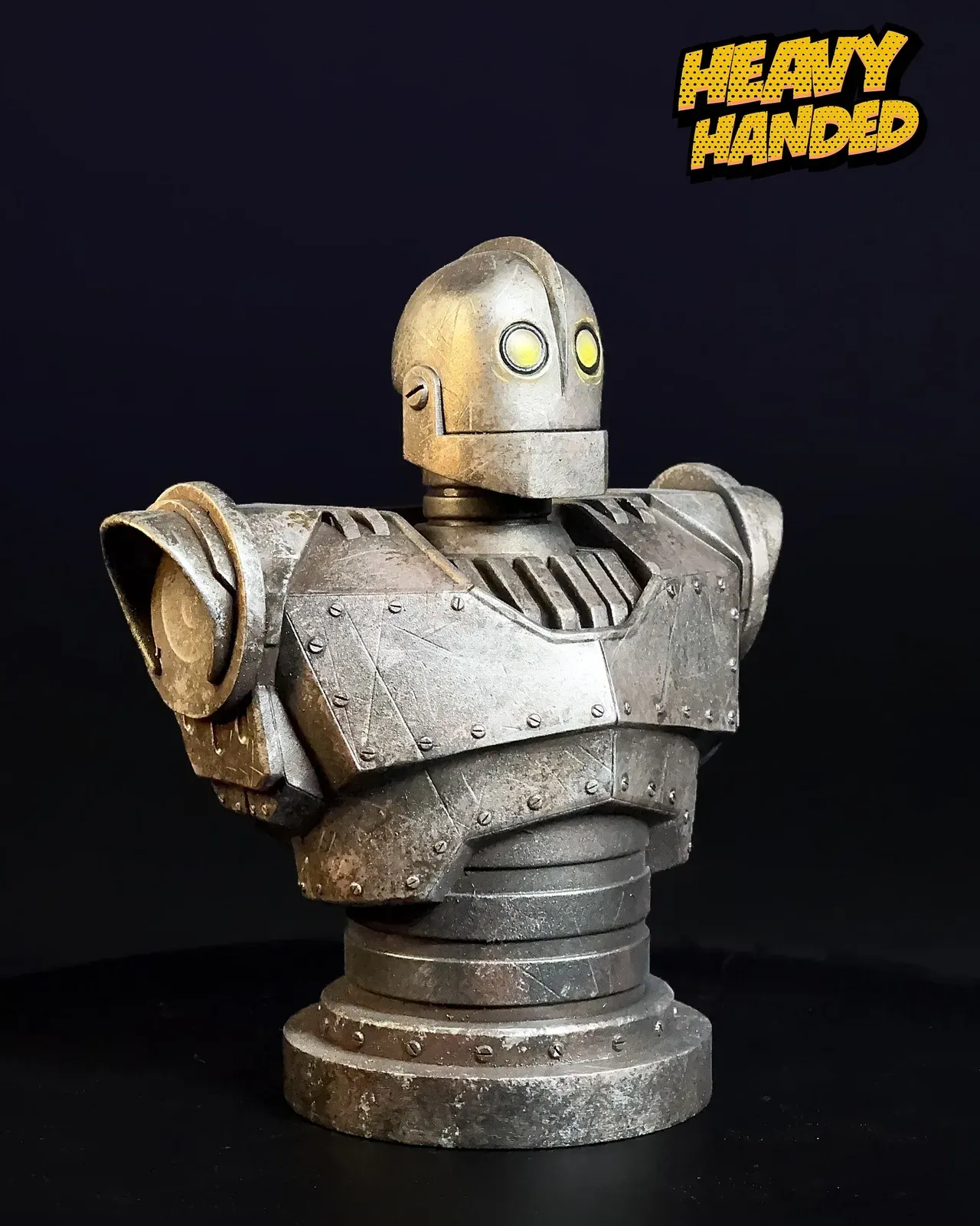 Iron Giant Bust — view 1