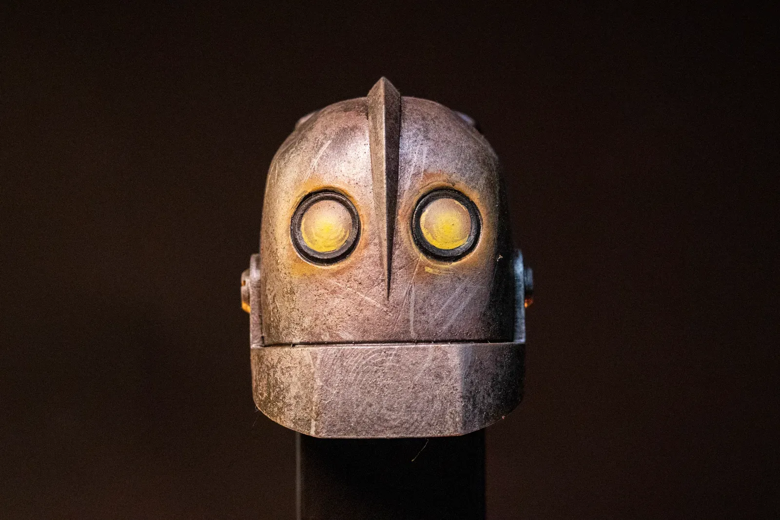 Iron Giant Magnet, painted by Heavy Handed