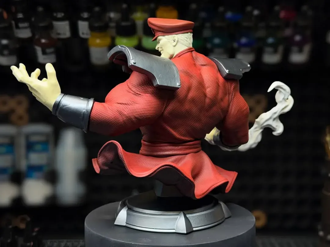 M. Bison bust, front view of the base colors