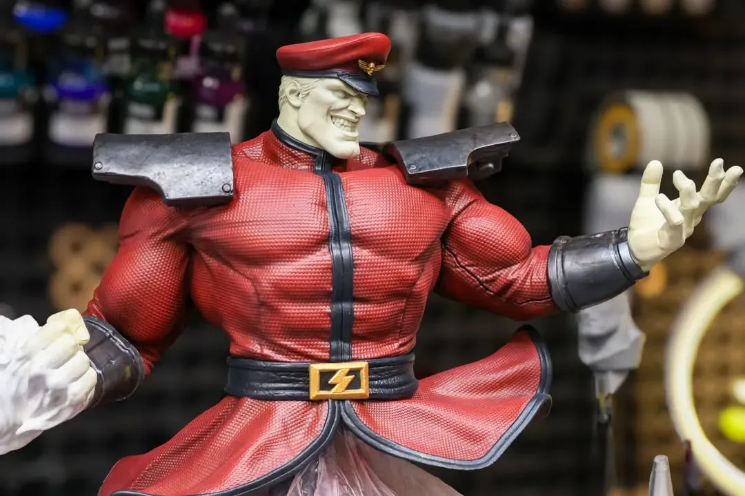 M. Bison bust progress, close detail