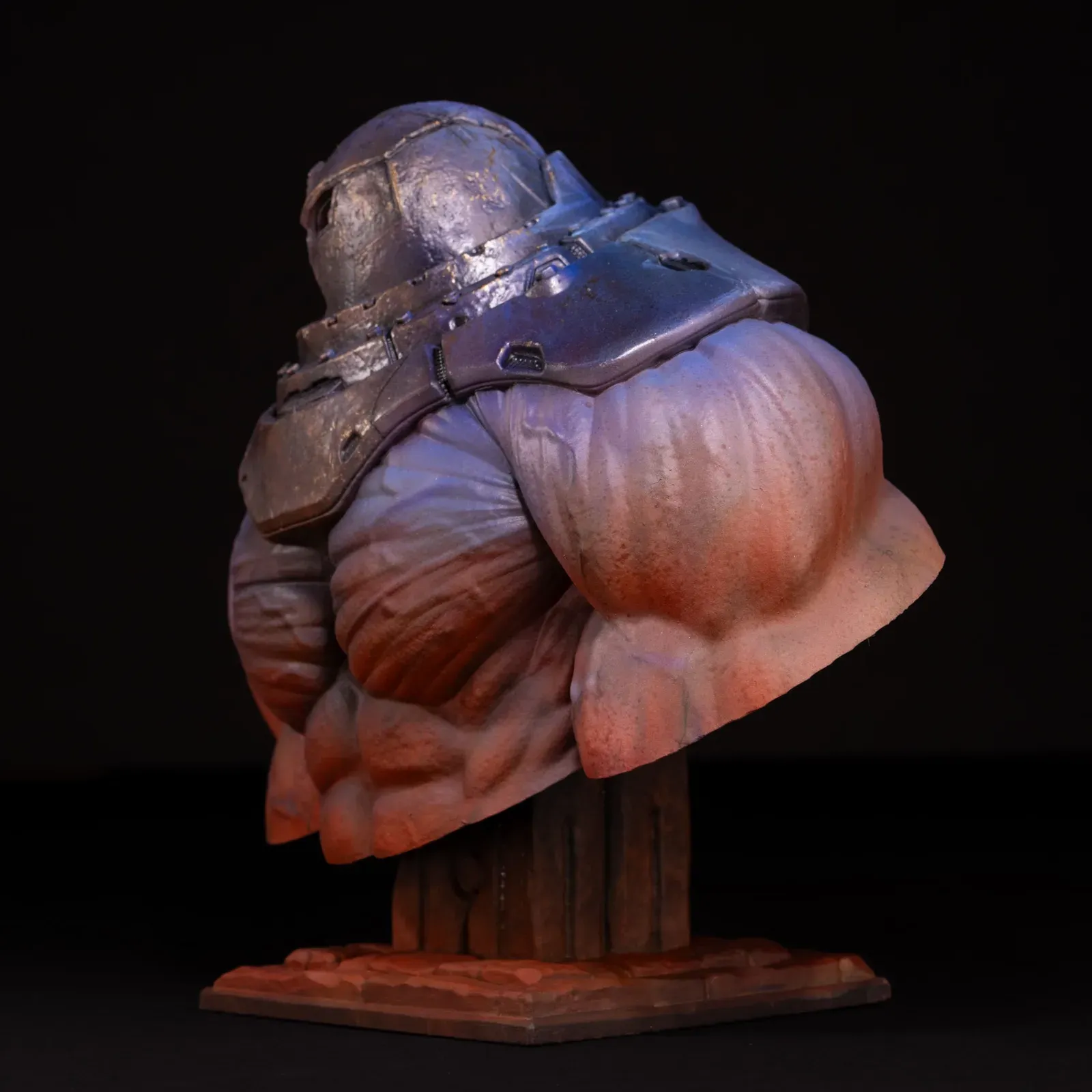 Juggernaut Bust, rear three-quarter