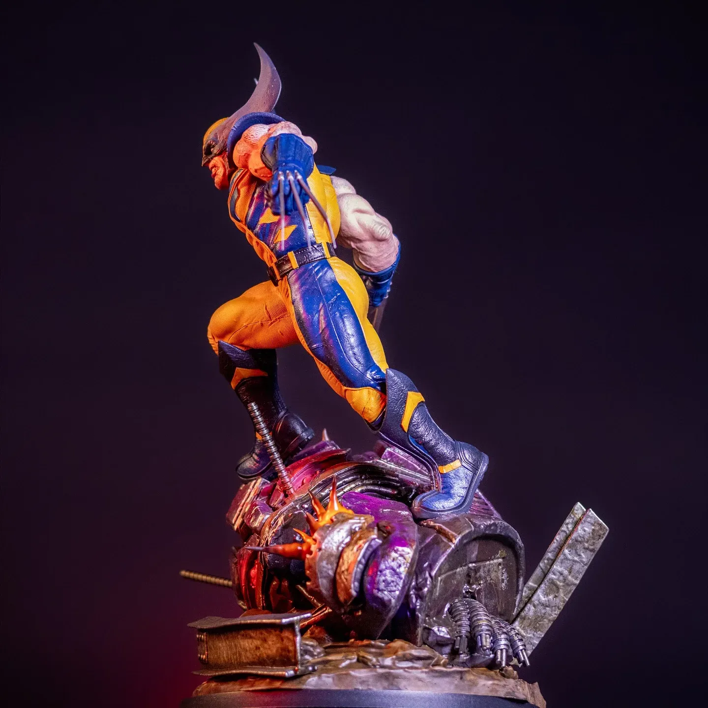 Wolverine Statue, view 10